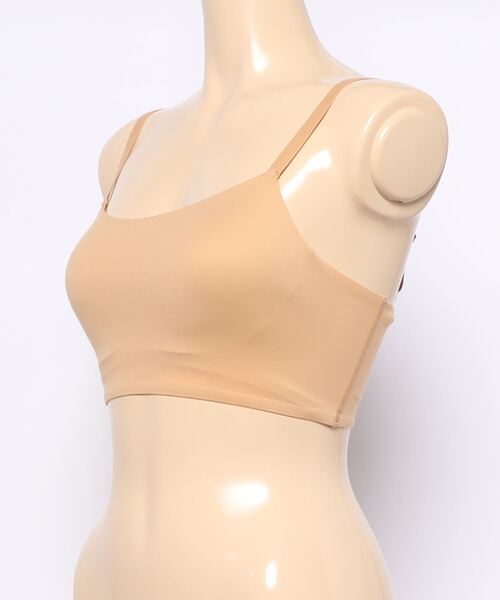 NIKE(ナイキ)の「【NIKE】AS NIKE INDY LUXE BRA(スポーツブラ・レディース・ベージュ・SMALL/MEDIUM)」の3枚目の写真