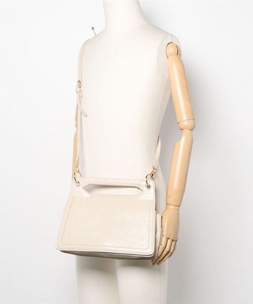 rienda(リエンダ)の「2WAY レエクタアングルバッグ(ハンドバッグ・レディース・ライトブラウン/ブラック/ライトベージュ・FREE)」の21枚目の写真