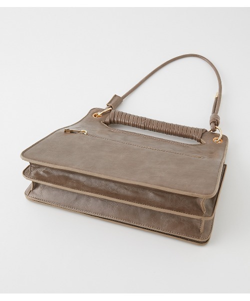 rienda(リエンダ)の「2WAY レエクタアングルバッグ(ハンドバッグ・レディース・ライトブラウン/ブラック/ライトベージュ・FREE)」の10枚目の写真