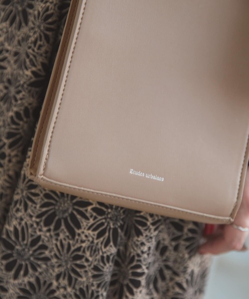 ITEMS URBANRESEARCH（アイテムズ アーバンリサーチ）の「ボックスショルダーバッグ（ショルダーバッグ・レディース・ブラック/グレー/オフホワイト・-）」の4枚目の写真