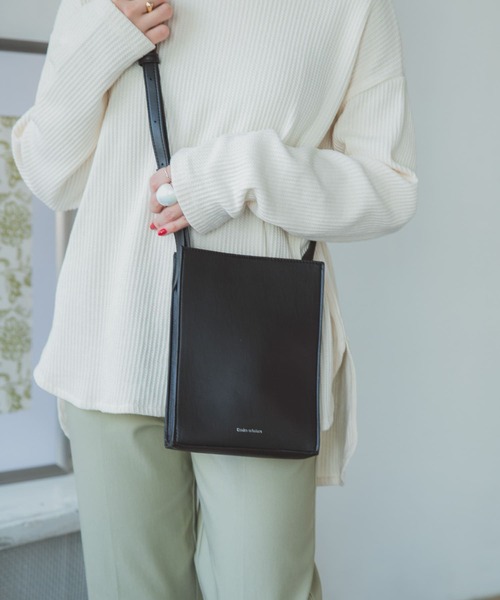 ITEMS URBANRESEARCH（アイテムズ アーバンリサーチ）の「ボックスショルダーバッグ（ショルダーバッグ・レディース・ブラック/グレー/オフホワイト・-）」の21枚目の写真