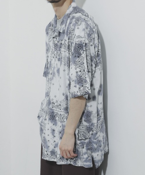 SENSE OF PLACE by URBAN RESEARCH(センスオブプレイスバイアーバンリサーチ)の「タイダイバンダナシャツ(5分袖)(シャツ/ブラウス・メンズ・ブルー/チャコールグレー・LARGE/MEDIUM)」の4枚目の写真