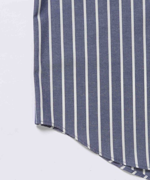 ADAM ET ROPE'（アダムエロペ）の「オーバーサイズ スキッパーシャツ（シャツ/ブラウス・メンズ・ホワイト系その他/ブルー系その他/ホワイト・M/L）」の10枚目の写真