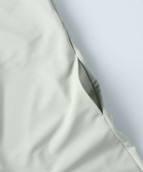 HONEYSUCKLE ROSE（ハニーサックルローズ）の「【HONEYSUCKLE ROSE】キャミサロペットレイヤード（サロペット/オーバーオール・レディース・グリーン/ベージュ/ブラック・M/L）」の22枚目の写真