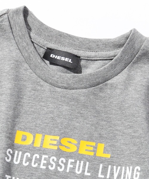 DIESEL KIDS（ディーゼルキッズ）の「DIESEL（ディーゼル）Kids & Junior　ブランドロゴ半袖カットソーTシャツ（Tシャツ/カットソー・キッズ・チャコールグレー/ブラック/ホワイト・4YEAR/6YEAR/8YEAR/14Y/10YEAR/12YEAR/16Y）」の13枚目の写真