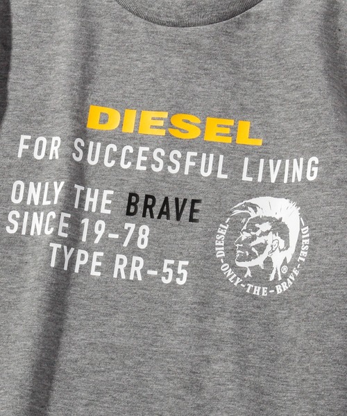 DIESEL KIDS（ディーゼルキッズ）の「DIESEL（ディーゼル）Kids & Junior　ブランドロゴ半袖カットソーTシャツ（Tシャツ/カットソー・キッズ・チャコールグレー/ブラック/ホワイト・4YEAR/6YEAR/8YEAR/14Y/10YEAR/12YEAR/16Y）」の14枚目の写真