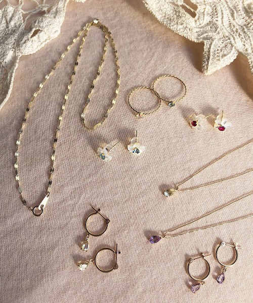 mangata（モンガータ）の「10K  Larmes necklace（ネックレス・レディース・イエロー/パープル・FREE）」の7枚目の写真