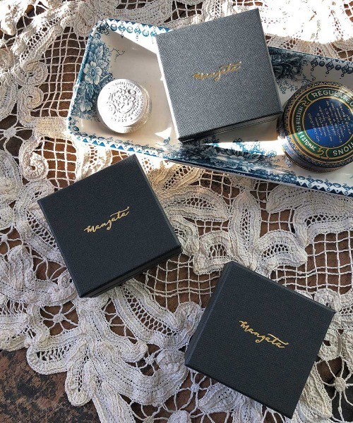 mangata（モンガータ）の「10K  Larmes necklace（ネックレス・レディース・イエロー/パープル・FREE）」の8枚目の写真