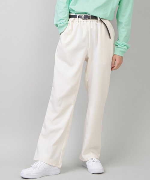 SPINNS（スピンズ）の「TR素材イージーフレアパンツ（スラックス・メンズ・ブラック/ブラウン/グレー/オフホワイト・M/L）」の2枚目の写真