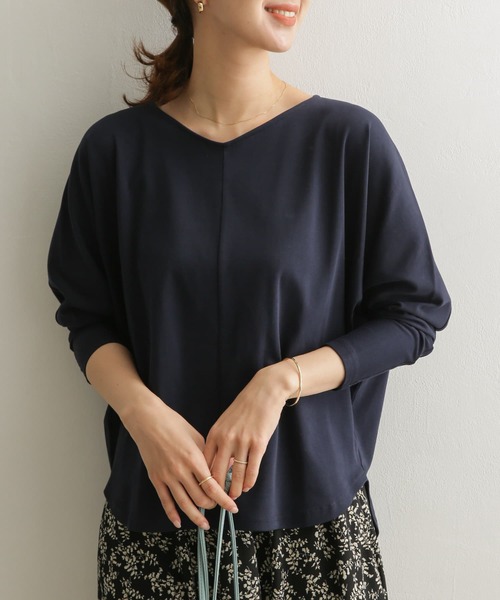 URBAN RESEARCH DOORS（アーバンリサーチドアーズ）の「Vネックドルマンカットソー（Tシャツ/カットソー・レディース・グレー系その他/ネイビー/ライトベージュ・ONE）」の3枚目の写真