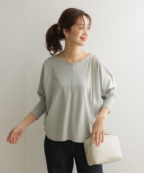 URBAN RESEARCH DOORS（アーバンリサーチドアーズ）の「Vネックドルマンカットソー（Tシャツ/カットソー・レディース・グレー系その他/ネイビー/ライトベージュ・ONE）」の5枚目の写真