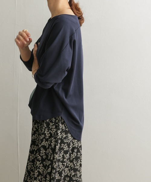 URBAN RESEARCH DOORS（アーバンリサーチドアーズ）の「Vネックドルマンカットソー（Tシャツ/カットソー・レディース・グレー系その他/ネイビー/ライトベージュ・ONE）」の19枚目の写真