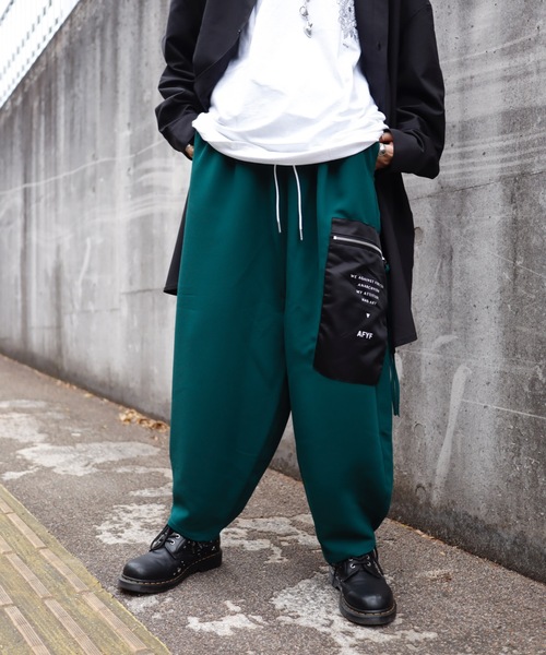 AFYF（エーエフワイエフ）の「AFYF ICON ALADIN PANT/デニム&ポリ イコンアラジンワイドパンツ（デニムパンツ・メンズ・ブラック/ブラック系その他/グレー系その他/ケミカルウォッシュ/ブラック系その他2/インディゴブルー/ライトインディゴブルー/ブラック系その他3/ブラック系その他4/グリーン・FREE）」の7枚目の写真