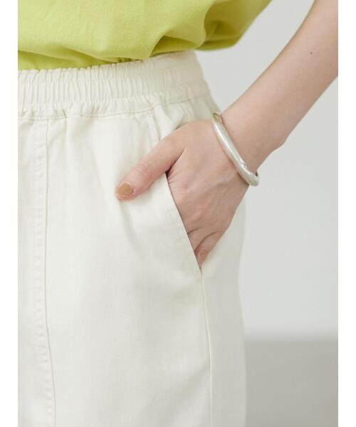 Green Parks(グリーンパークス)の「ホワイトストレートデニムパンツ*(その他パンツ・レディース・オフホワイト・FREE)」の6枚目の写真