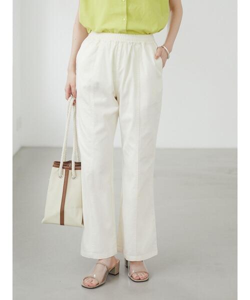 Green Parks(グリーンパークス)の「ホワイトストレートデニムパンツ*(その他パンツ・レディース・オフホワイト・FREE)」の1枚目の写真