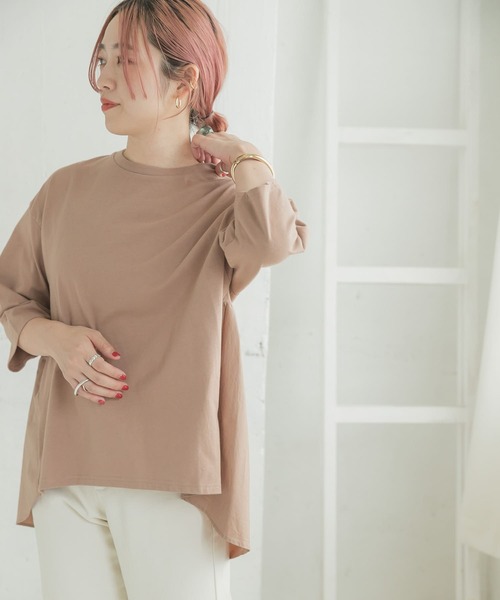 ITEMS URBANRESEARCH(アイテムズ アーバンリサーチ)の「バックギャザーTシャツ(Tシャツ/カットソー・レディース・ブラック/オフホワイト/グレー系その他/チャコールグレー/キャメル・FREE)」の15枚目の写真