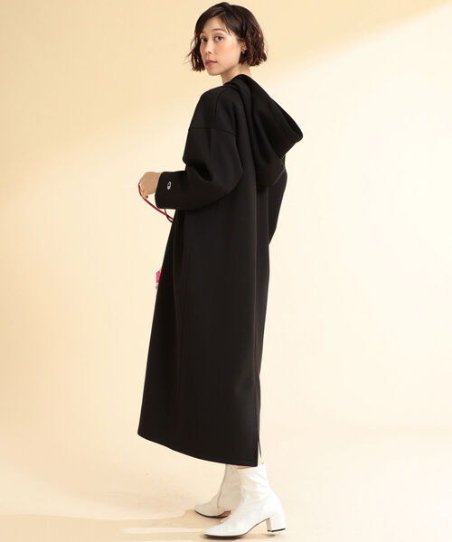 Ray BEAMS（レイビームス）の「Champion × Ray BEAMS / 別注 Vネック フーディー ワンピース（ワンピース・レディース・サンドベージュ/ブラック/グレー系その他・ONE SIZE）」の13枚目の写真