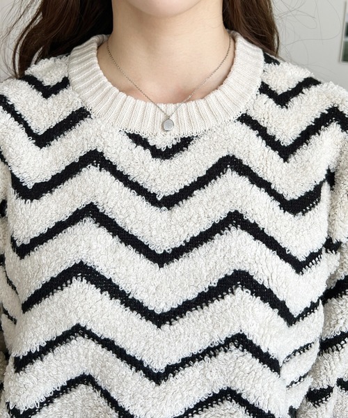 moment+（モーメントプラス）の「【累計販売枚数1万枚突破！】6G ヘリンボーン柄ジャガードニットプルオーバー（ニット/セーター・レディース・ブラック/チャコールグレー/ブラウン/グレイッシュベージュ/ライトグリーン/オレンジ/イエロー×グリーン・FREE/L/M）」の8枚目の写真