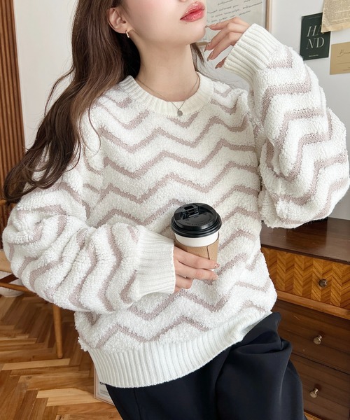 moment+（モーメントプラス）の「【累計販売枚数1万枚突破！】6G ヘリンボーン柄ジャガードニットプルオーバー（ニット/セーター・レディース・ブラック/チャコールグレー/ブラウン/グレイッシュベージュ/ライトグリーン/オレンジ/イエロー×グリーン・FREE/L/M）」の20枚目の写真