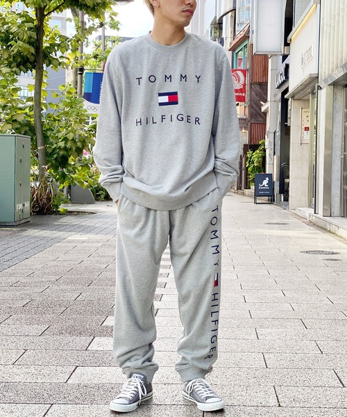 Hilfiger ヒルフィガー トミー Tommy Hilfiger トミーヒルフィガー のファッション Hilfiger スウェット セール Shirt Sweat Essential Sweat メンズ スウェット ロゴ スウェット シャツ エッセンシャル Logo Tommy