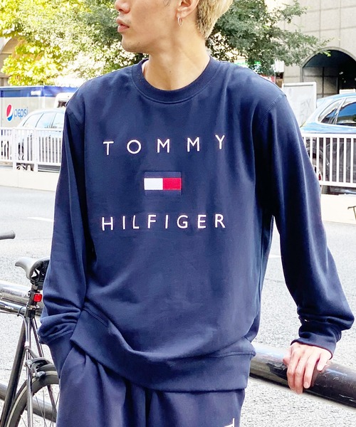 Hilfiger ヒルフィガー トミー Tommy Hilfiger トミーヒルフィガー のファッション Hilfiger スウェット セール Shirt Sweat Essential Sweat メンズ スウェット ロゴ スウェット シャツ エッセンシャル Logo Tommy