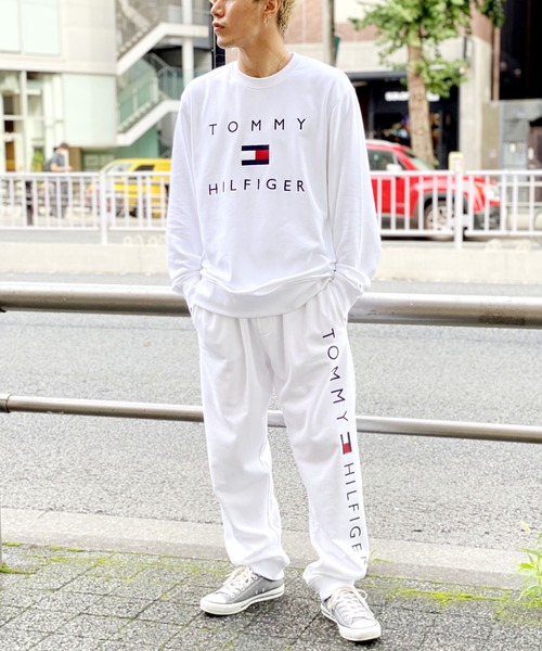 Hilfiger ヒルフィガー トミー Tommy Hilfiger トミーヒルフィガー のファッション Hilfiger スウェット セール Shirt Sweat Essential Sweat メンズ スウェット ロゴ スウェット シャツ エッセンシャル Logo Tommy