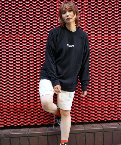 AVIREX(アヴィレックス)の「【直営店限定】バンダナプリント ボックス ロゴ 長袖 Tシャツ / BANDANA PRINT BOX LOGO LS T-SHIRT/アヴィレックス/AVIREX(Tシャツ/カットソー・レディース・ブラック/ブラック系その他/レッド/クリアレッド・MEDIUM/LARGE/X-LARGE/XX-LARGE)」の11枚目の写真