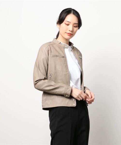 STYLEBLOCK(スタイルブロック)の「PUレザーシングルライダースジャケット(ライダースジャケット・レディース・ベージュ/アッシュグレー/キャメル/ブラック・L/M)」の3枚目の写真