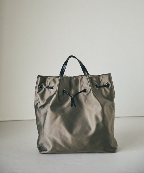 RIVE DROITE（リヴドロワ）の「【R.good(アールドットグッド)】A４ 3WAYサテンドロストトート（トートバッグ・レディース・ブラック/ベージュ・FREE）」の17枚目の写真