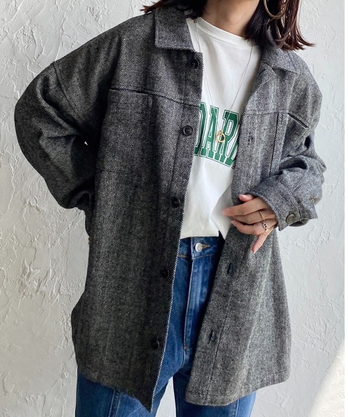She's Closet(シーズクローゼット)の「ビッグシルエットヘリンボーン長袖シャツジャケット(ブルゾン・レディース・ブラック/ブラウン/グレー/ライトベージュ・FREE)」の1枚目の写真