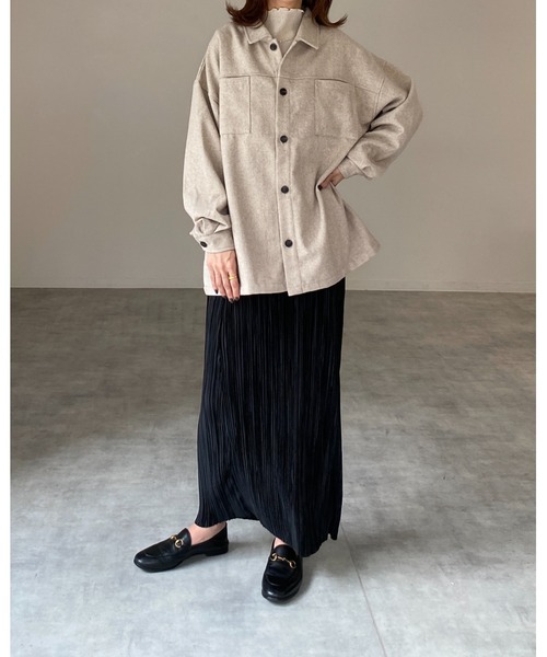 She's Closet(シーズクローゼット)の「ビッグシルエットヘリンボーン長袖シャツジャケット(ブルゾン・レディース・ブラック/ブラウン/グレー/ライトベージュ・FREE)」の20枚目の写真