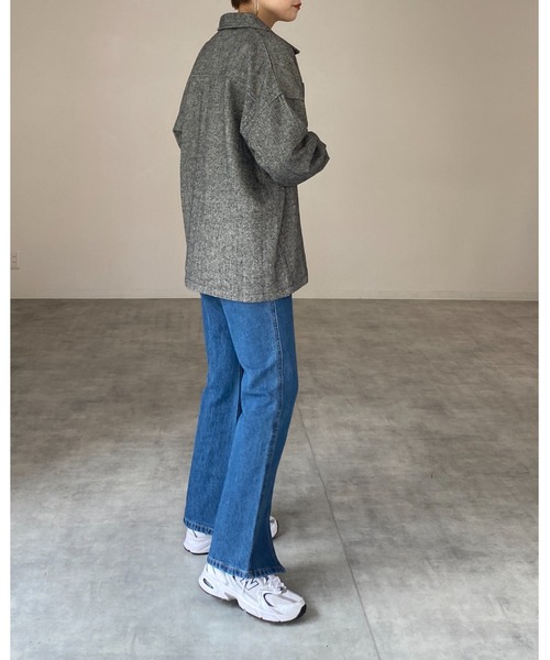 She's Closet(シーズクローゼット)の「ビッグシルエットヘリンボーン長袖シャツジャケット(ブルゾン・レディース・ブラック/ブラウン/グレー/ライトベージュ・FREE)」の13枚目の写真