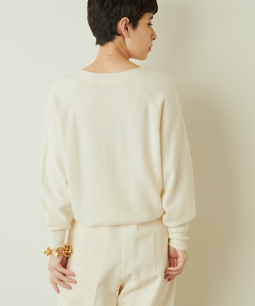 美品✨ ウィムガゼット カシミヤ100 ニット Vネック セール】カシミヤVネックプルオーバー（ニット/セーター）｜Whim