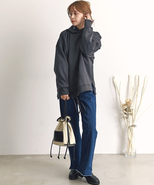 Dita(ディータ)の「21AW ノンウォッシュリサイクルデニム ハイウエストパンツ(デニムパンツ・レディース・ネイビー/ブルー/ブラック・M/L)」の10枚目の写真