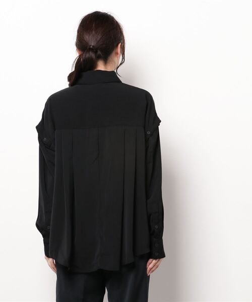 ENVYM(アンビー)の「ショルダーカッティングSH(Tシャツ/カットソー・レディース・ホワイト/ブラック/ベージュ・FREE)」の12枚目の写真