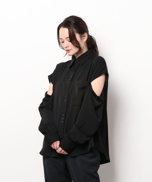 ENVYM(アンビー)の「ショルダーカッティングSH(Tシャツ/カットソー・レディース・ホワイト/ブラック/ベージュ・FREE)」の18枚目の写真