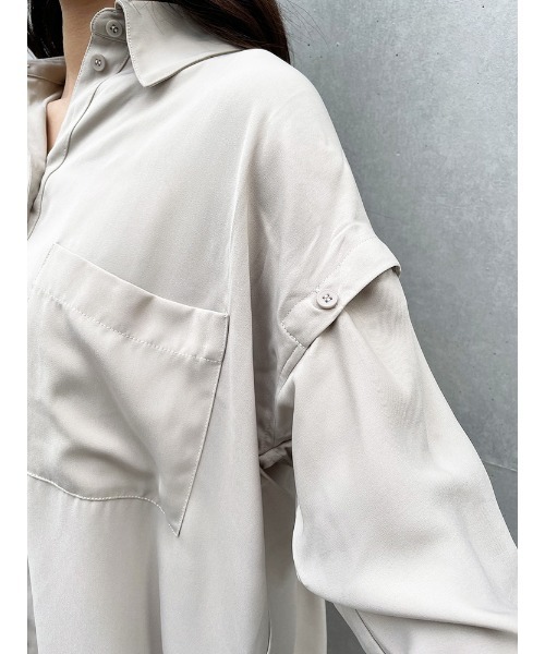 ENVYM(アンビー)の「ショルダーカッティングSH(Tシャツ/カットソー・レディース・ホワイト/ブラック/ベージュ・FREE)」の4枚目の写真