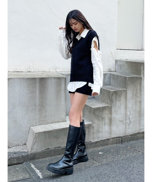 ENVYM(アンビー)の「ショルダーカッティングSH(Tシャツ/カットソー・レディース・ホワイト/ブラック/ベージュ・FREE)」の20枚目の写真