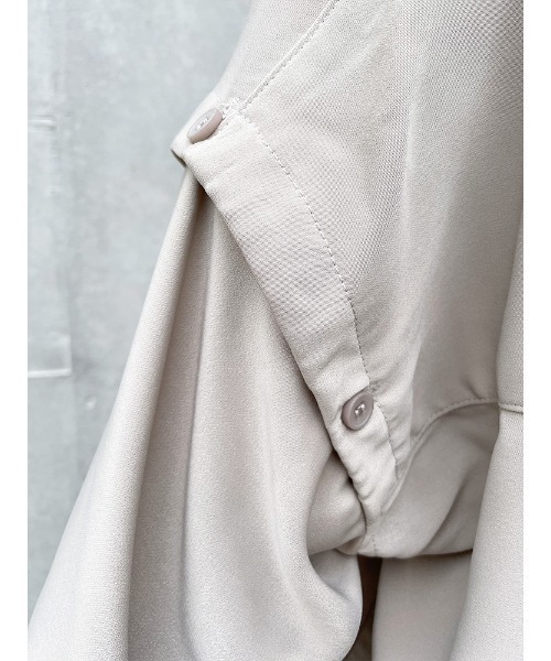 ENVYM(アンビー)の「ショルダーカッティングSH(Tシャツ/カットソー・レディース・ホワイト/ブラック/ベージュ・FREE)」の15枚目の写真