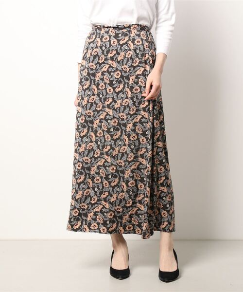 Lugnoncure（ルノンキュール）の「レトロ花柄ナロースカート（スカート・レディース・グレー/ネイビー/ボルドー・MEDIUM/LARGE）」の7枚目の写真