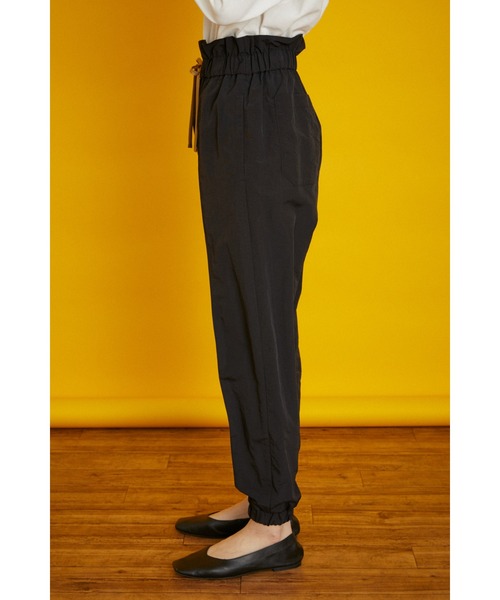 HeRIN.CYE(ヘリンドットサイ)の「Georgette easy pants(スラックス・レディース・ブラック/グリーン・FREE)」の3枚目の写真