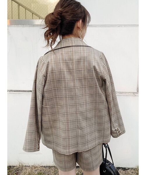 dazzlin(ダズリン)の「ハイウエストハーフパンツ(その他パンツ・レディース・その他1/ベージュ・SMALL/MEDIUM)」の10枚目の写真