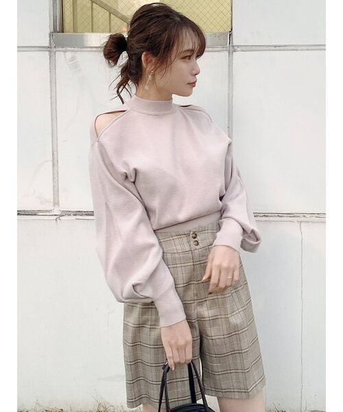 dazzlin(ダズリン)の「ハイウエストハーフパンツ(その他パンツ・レディース・その他1/ベージュ・SMALL/MEDIUM)」の11枚目の写真