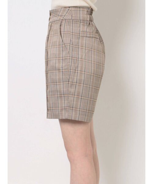 dazzlin(ダズリン)の「ハイウエストハーフパンツ(その他パンツ・レディース・その他1/ベージュ・SMALL/MEDIUM)」の20枚目の写真