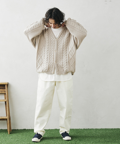 JOURNAL STANDARD relume（ジャーナルスタンダード　レリューム）の「【カーディガン+カットソーの2点SET】リサイクルポリ ケーブルカーディガン（カーディガン/ボレロ・メンズ・ホワイト/ベージュ/ブラック/ネイビー/グレー/キャメル/ブルー/ピンク/グリーン・LARGE/MEDIUM）」の13枚目の写真