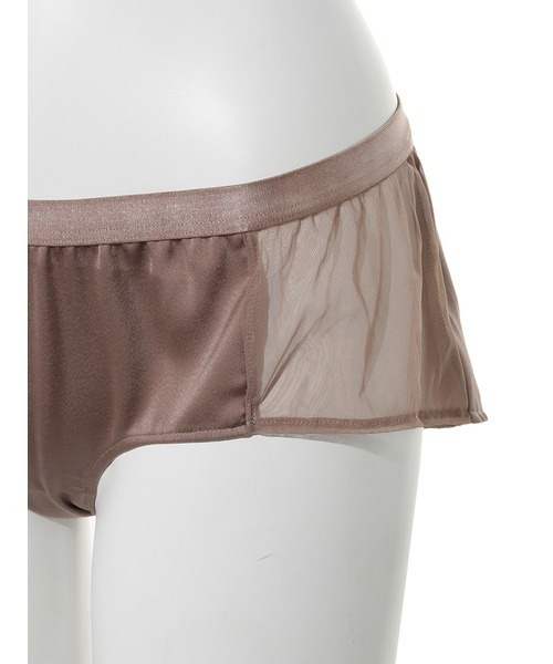 LILY BROWN（リリーブラウン）の「【LILY BROWN Lingerie】シアーチュールサテンコンビ／ブラレット×ショーツセット（ブラ&ショーツ・レディース・アイボリー/ブラウン/ブラック・SMALL/MEDIUM）」の17枚目の写真