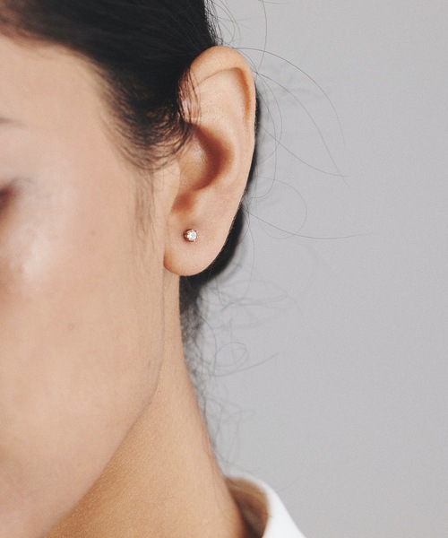 9ban（キューバン）の「【9ban】キューバン/ Shining　pierce（ピアス（両耳用）・レディース・ゴールド・FREE）」の2枚目の写真