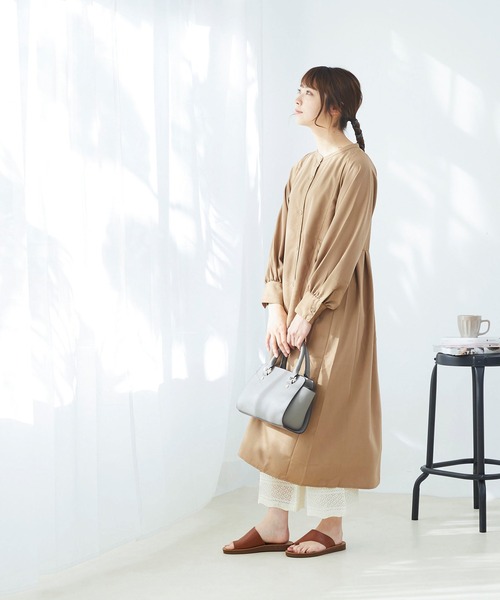 menue（メヌエ）の「フラットヒール トングサンダル（サンダル・レディース・アイボリー/ブラック/ブラウン/ブラウン系その他/その他/オフホワイト/シルバー/ベージュ/ダークブラウン・XS/S/M/L/LL/3L）」の20枚目の写真