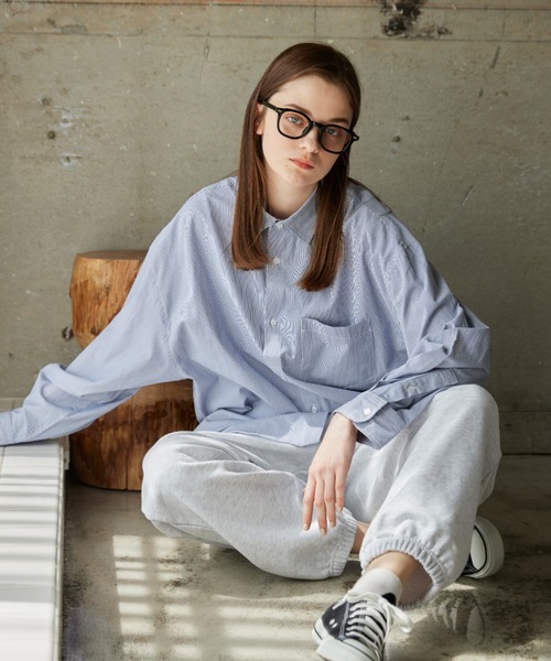 flaner(フラネ)の「Loose assort regular collar shirt/ルーズアソートレギュラーカラーシャツ(シャツ/ブラウス・レディース・ホワイト/サックスブルー/ストライプ/ブラック/イエロー/ライトグレー・MEDIUM/LARGE)」の9枚目の写真