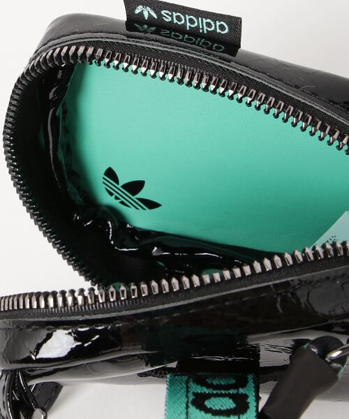 adidas（アディダス）の「POUCH / アディダスオリジナルス（ショルダーバッグ）」 WEAR